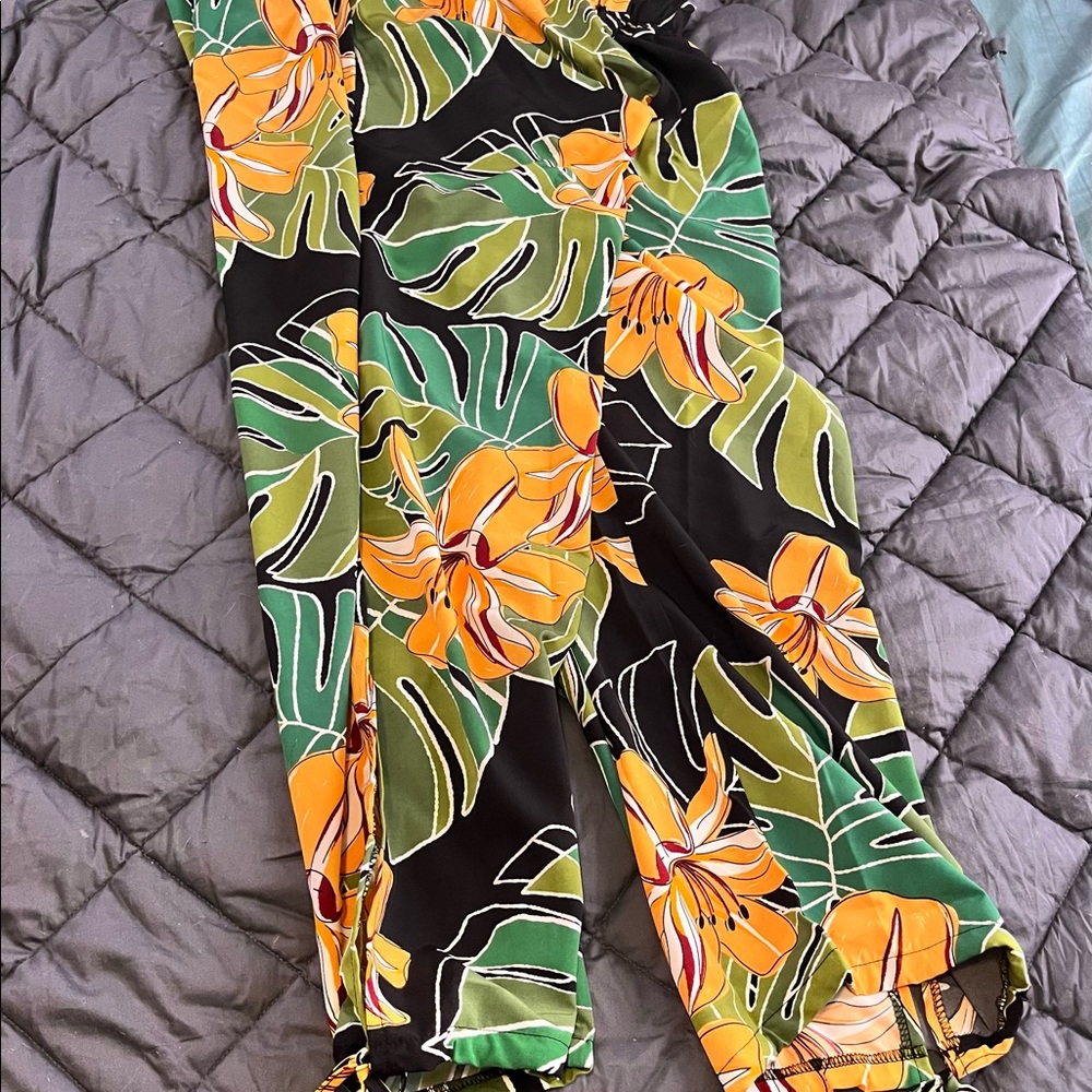 Cropped floral tie-bottom pants - Shein 4XL so normal 2X